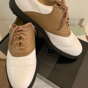 Nike Course Air Accel Golf Size 6 with box